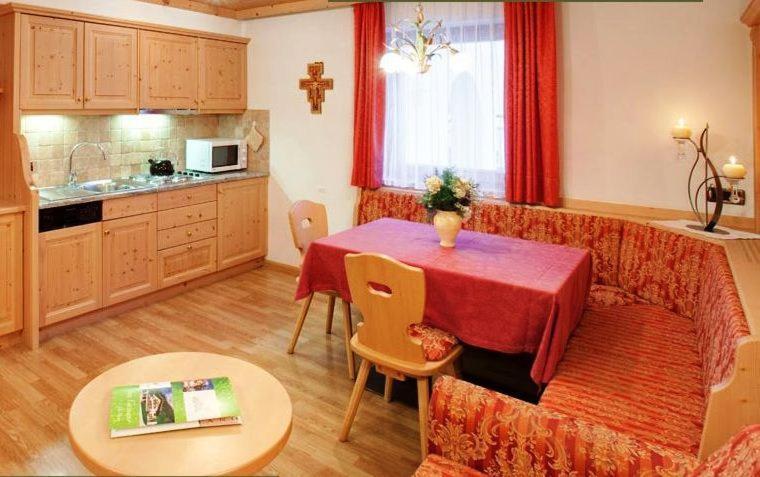 Residence Forcelles San Cassiano  Quarto foto