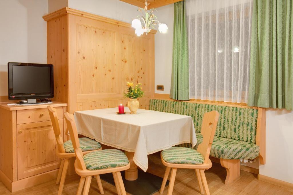 Residence Forcelles San Cassiano  Quarto foto